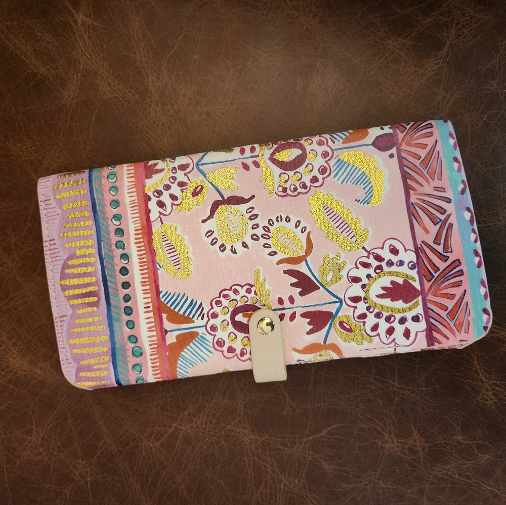 💚 Anthropologie checkbook wallet